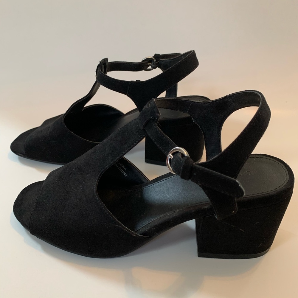 Urban Outfitters Cyndi T Strap Block Heels